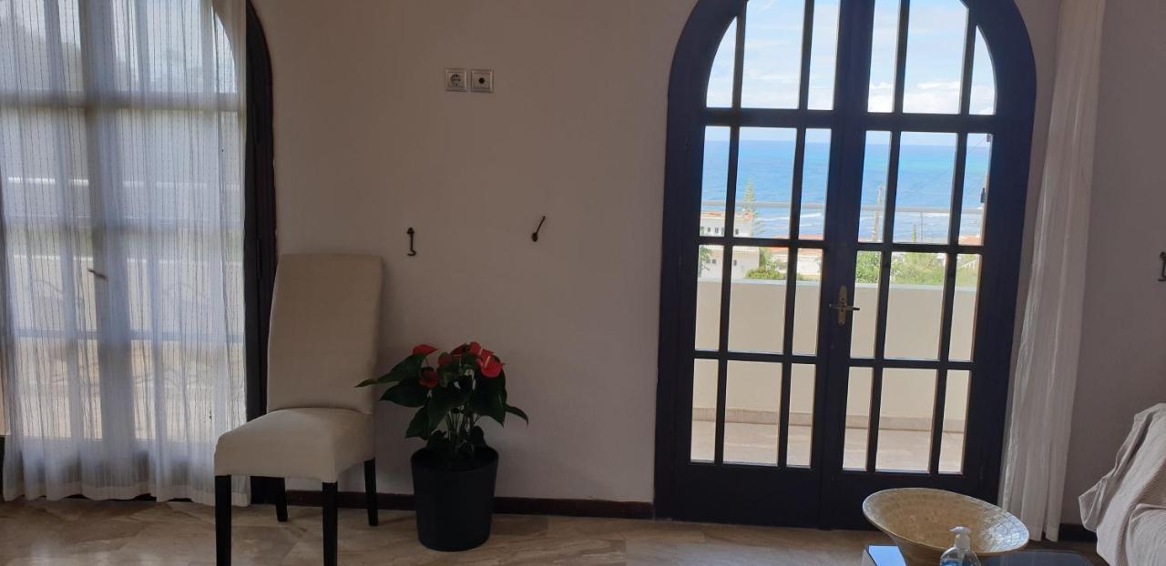 Angela Apartments Pool Gardens And Sea Views Агиос Стефанос Экстерьер фото