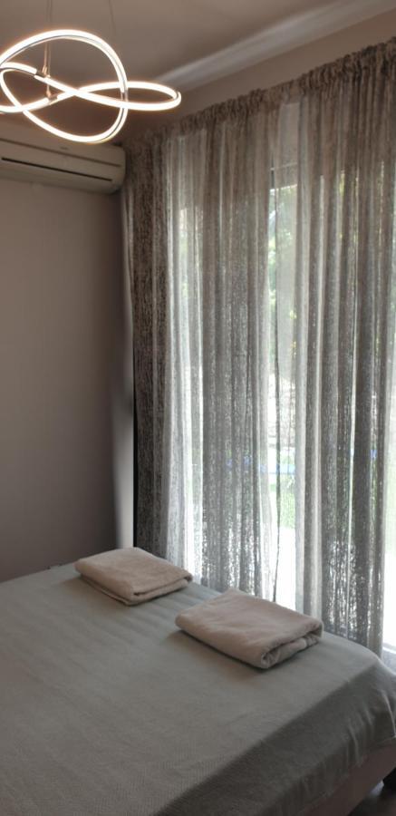 Angela Apartments Pool Gardens And Sea Views Агиос Стефанос Экстерьер фото