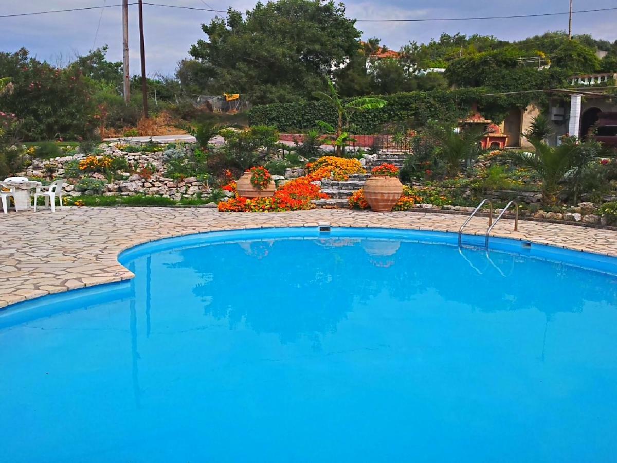 Angela Apartments Pool Gardens And Sea Views Агиос Стефанос Экстерьер фото